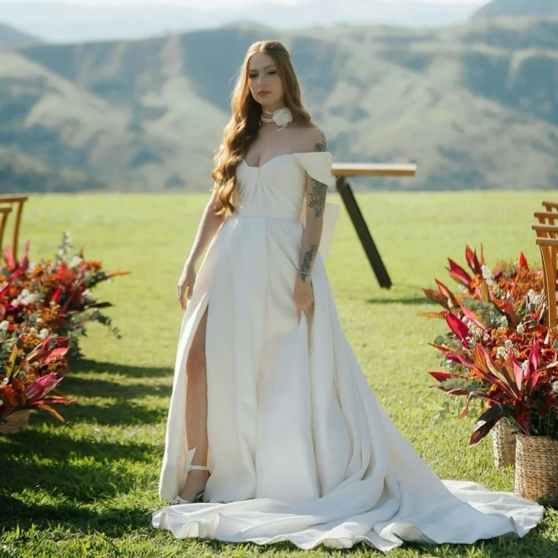 

Customized simple satin white Ball Gown Royal Wedding Dresses layering applique Long tail Made Robe De