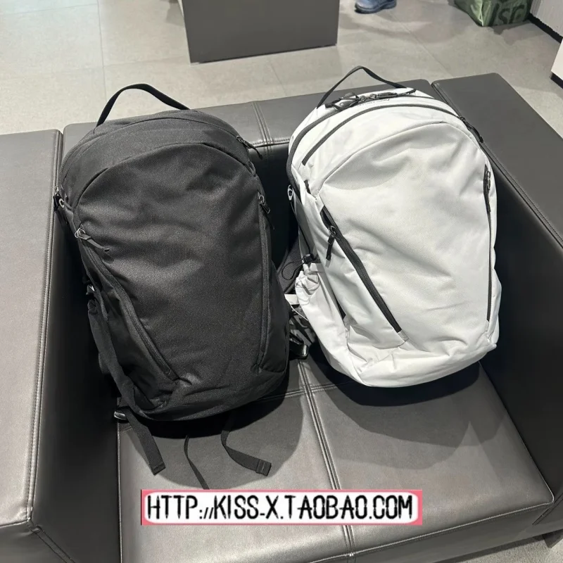 

2025 Trendy 26L Outdoor Function Waterproof Couple Backpack Casual Simple Style Unisex Daily Use Zipper Closure Backpack