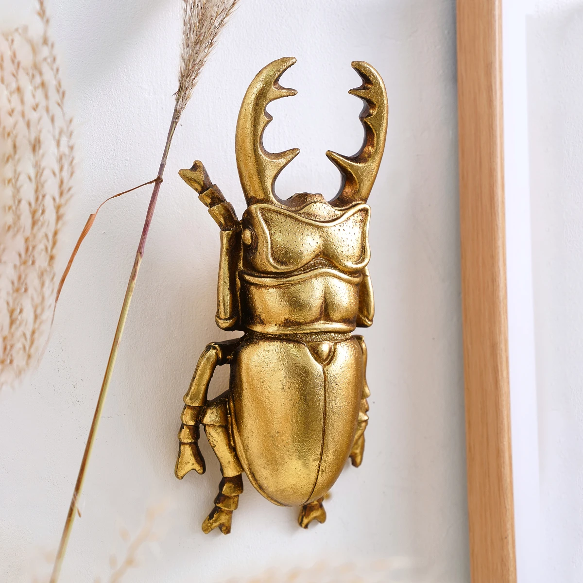 1PC, Resin Material Antler Beetle Pendant, Home Decoration Handicraft Wall Hanging