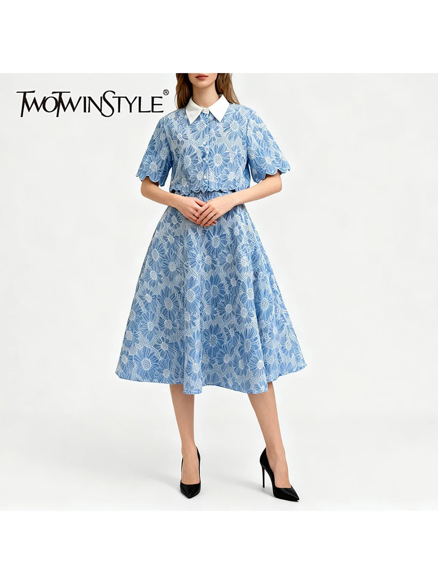 TWOTWINSTYLE, conjuntos de dos piezas con estampado de colores para mujer, solapa, media manga, Top corto, falda de cintura alta, conjunto elegante para mujer, nuevo