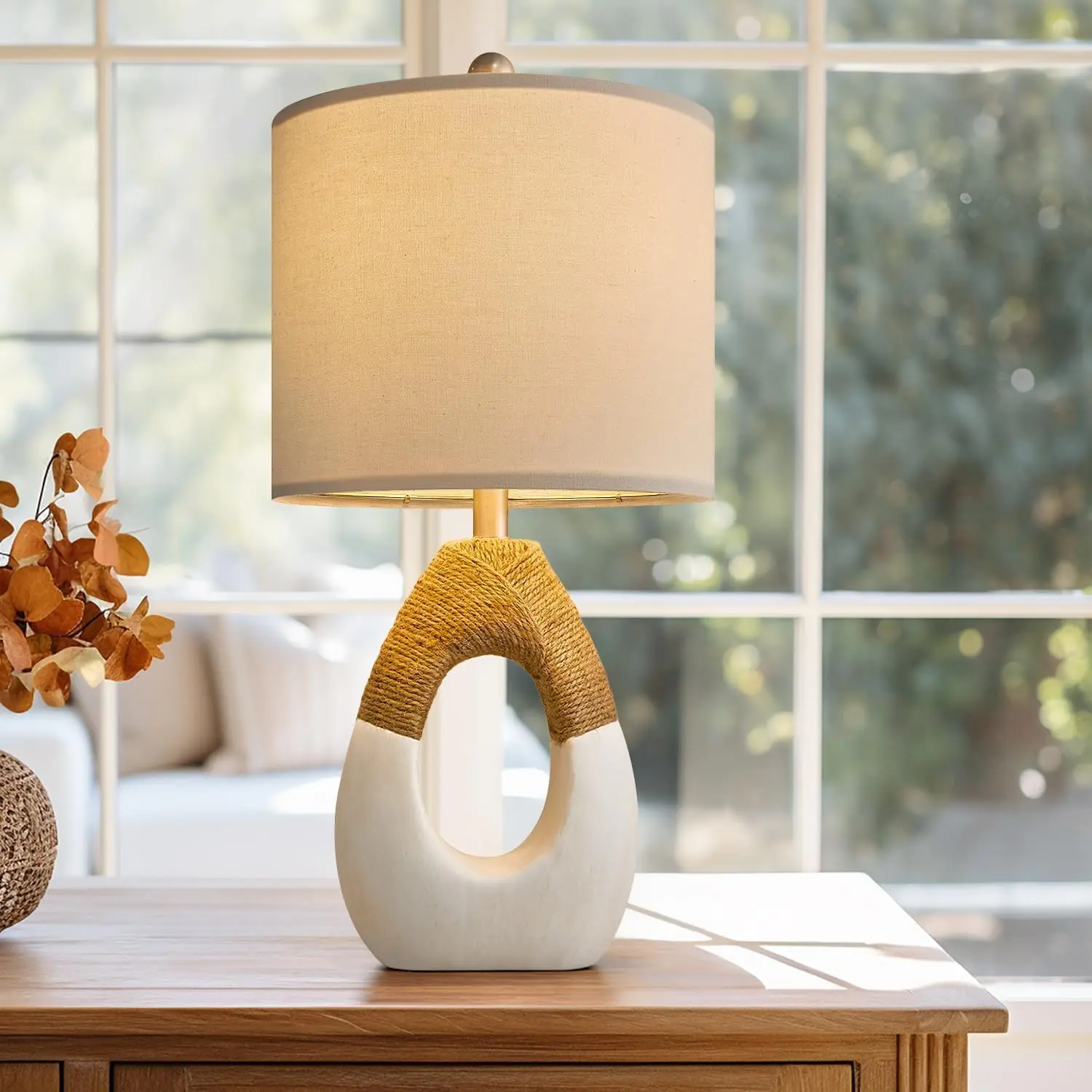 Zestaw 2 małych lamp stołowych w stylu boho, lampki nocne z rattanu w stylu farmhouse o wysokości 48 cm do dekoracji salonu i sypialni.