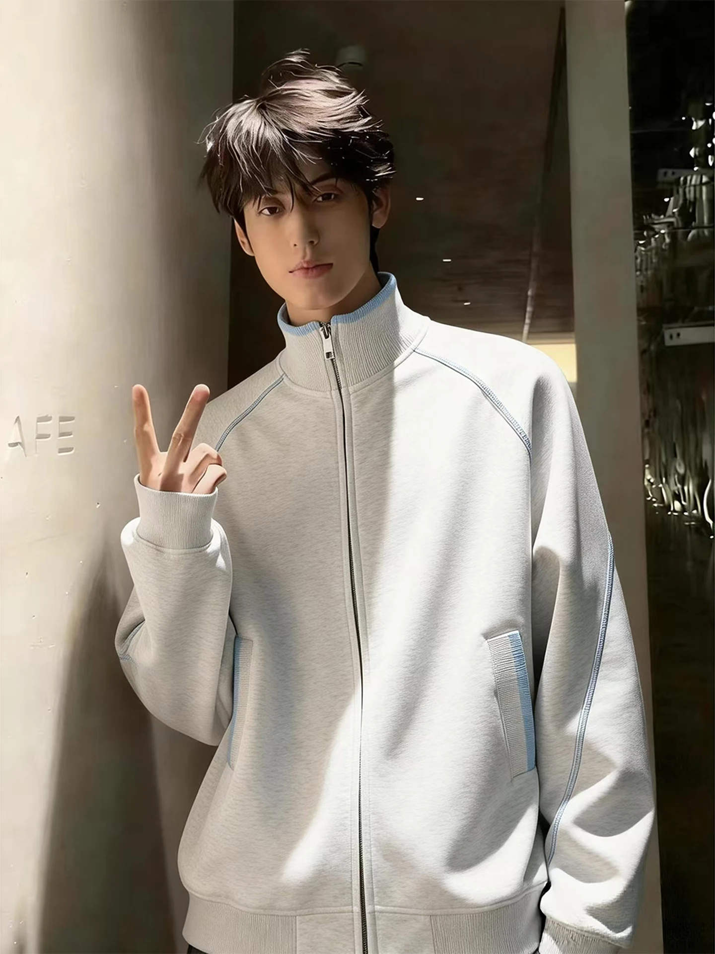 

Мужской кардиган-свитшот в американском стиле, спортивный, корейский стиль, утепленный, весенний, белый с цветочным принтом