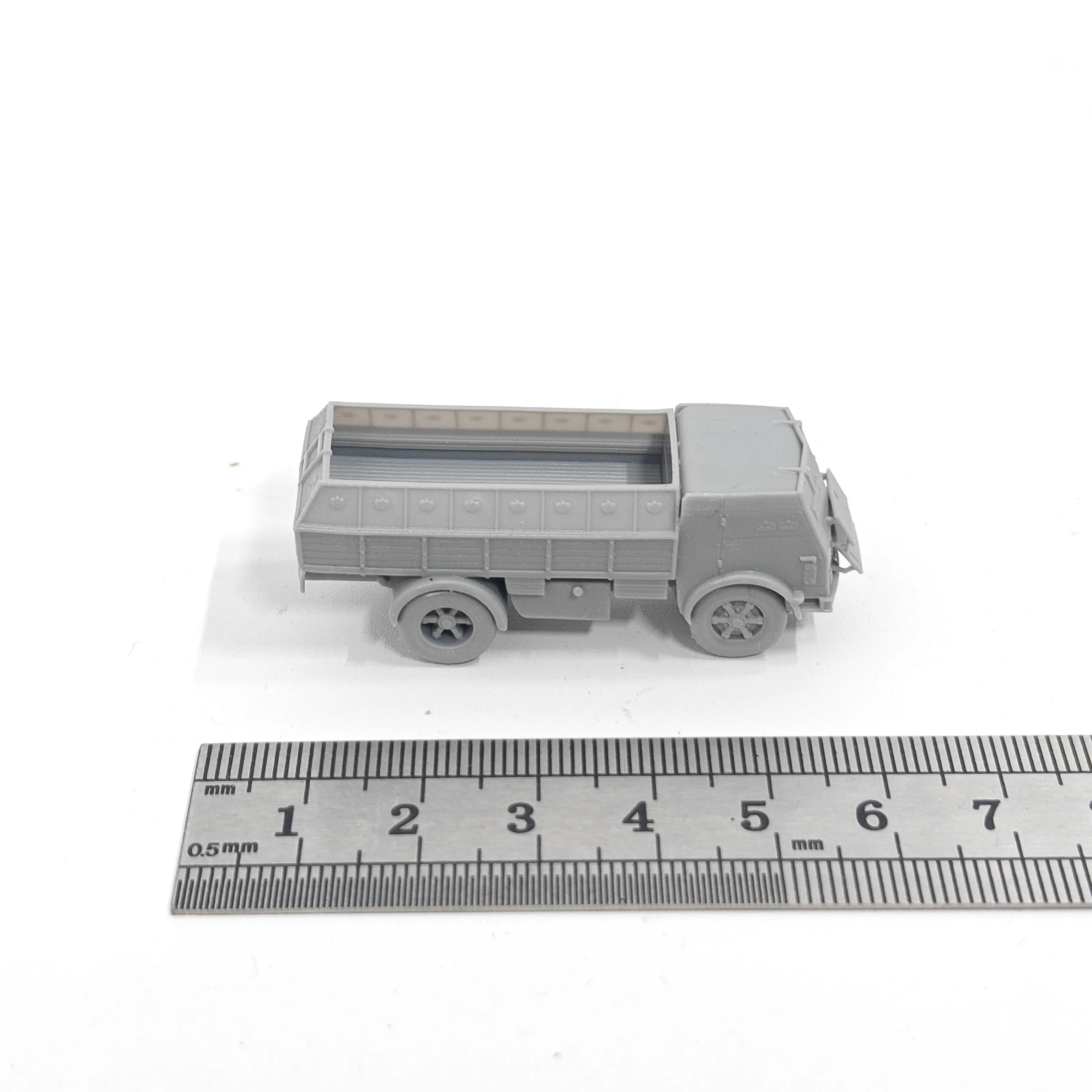 ZESTAW MODELARSKI Fiat 665NM Protetto w skali 1/144
