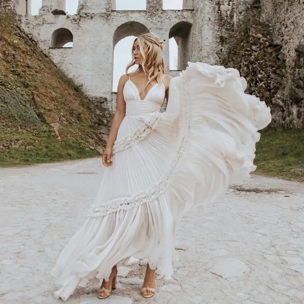Bohemian Spaghetti Wedding Dresses Boho Maxi A Line V Neck Bridal Gowns Tiered Skirts GYPSY Vestido De Noivas