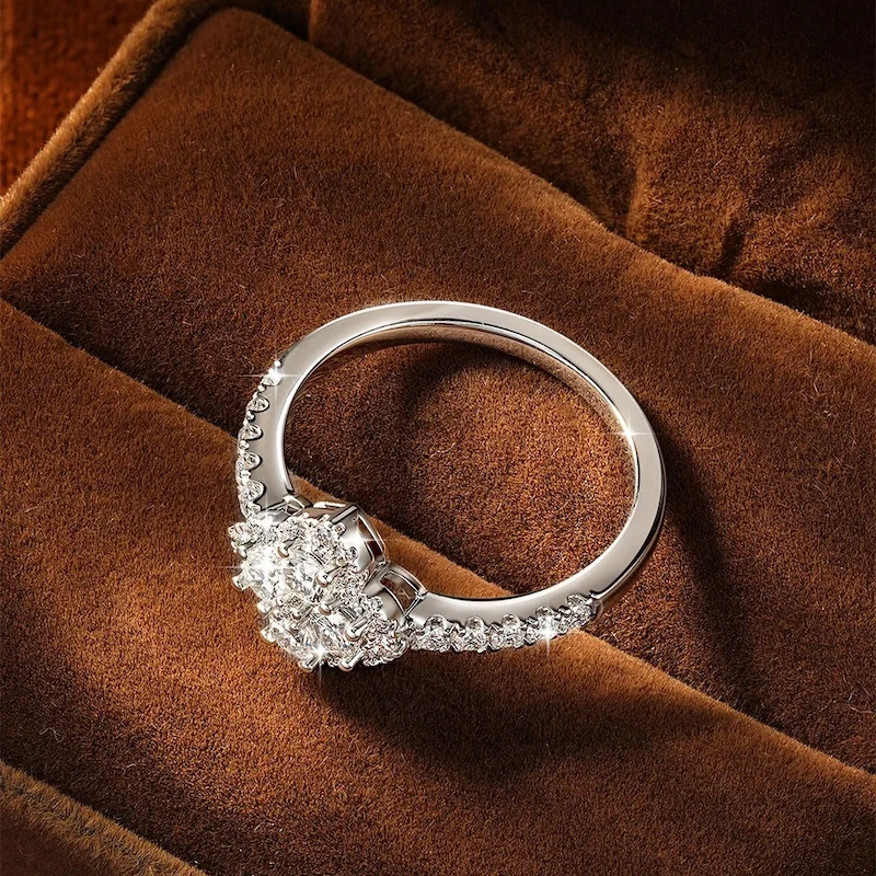 Rrjzz Vierblättriger Blumenring mit D-Farbe Moissanit, GRA-Zertifizierter Labor-Diamant-Ersatz, Kleeblatt-Ringe für Damen, Schmuckgeschenke – Detail 3