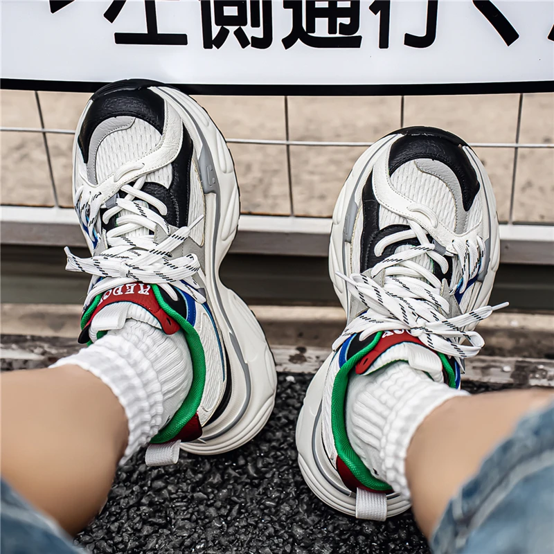 รองเท้าผ้าใบเทนนิสหนังแท้สำหรั - Shock Absorbing Gym Trainers บทวิจารณ์และราคา
