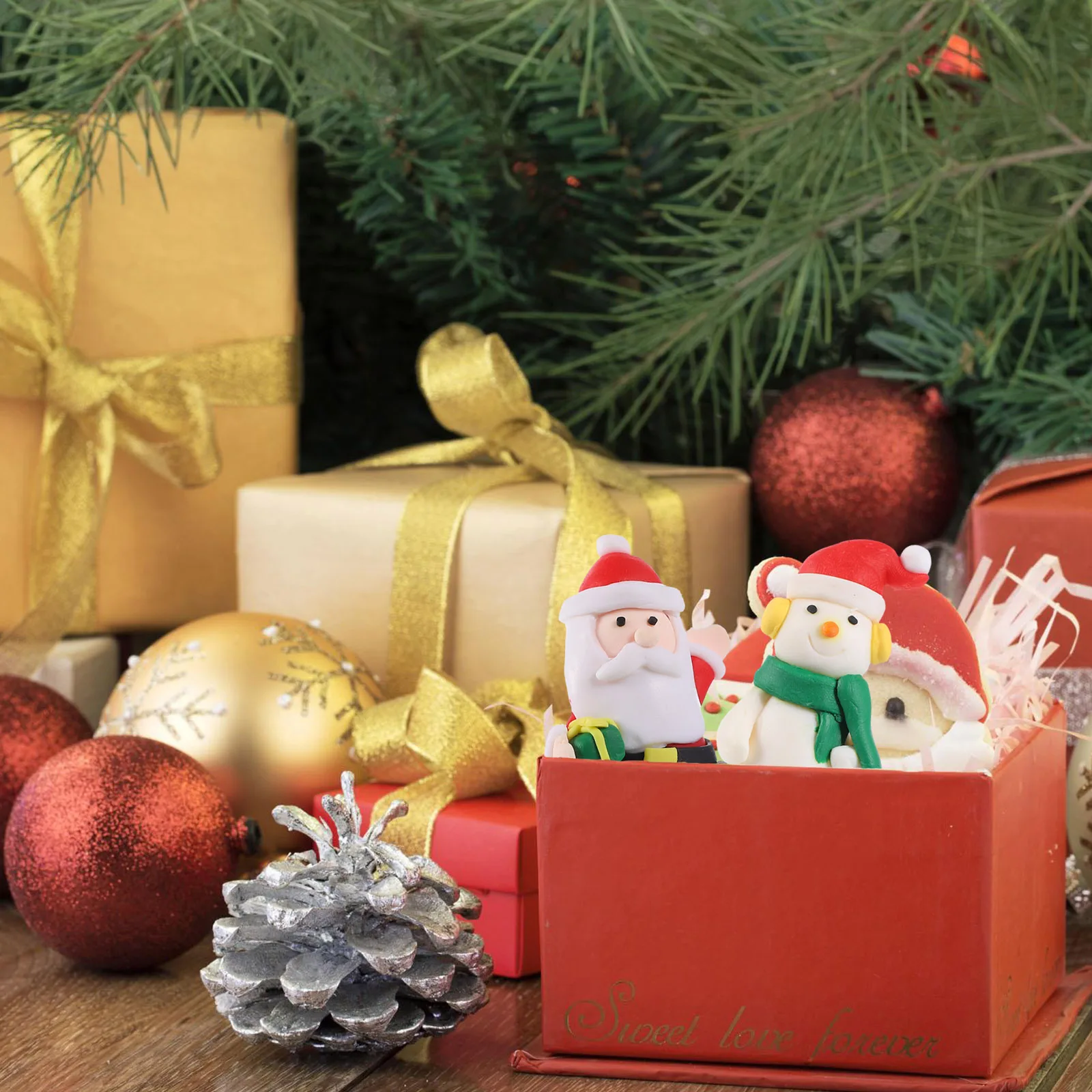 

2 Pcs Christmas Ornaments Decoration Dessert Topper Decorations Desktop
