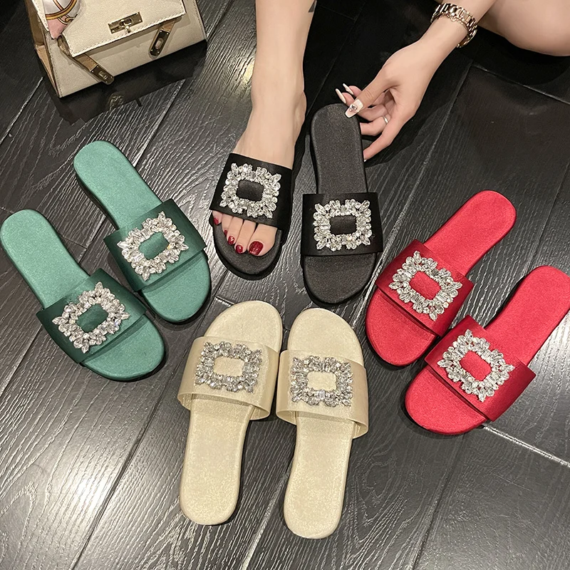 2024 New Summer Style Fashionable Comfortable Casual Square Buckle Flat Bottom Square Head Rhinestone Buckle Thick Heel Sandals