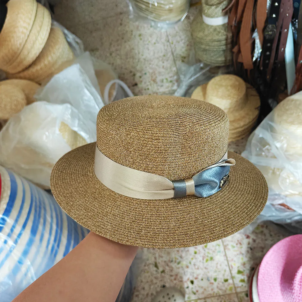 1pcs Luxury Elegant Women Summer Straw Hat Flat Top Boater Cap Folds Hand Weave Wide Brim Sun Hat Panama Fedora Шляпа