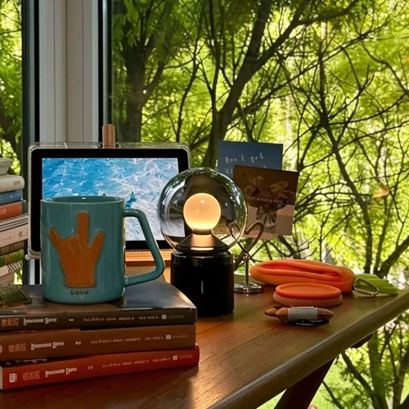Nordic Led Mood Light Luxury Floating Moon Nightlight Minimalist Rechargeable Wireless Lamp Sunset Design Table Lighting Fixture