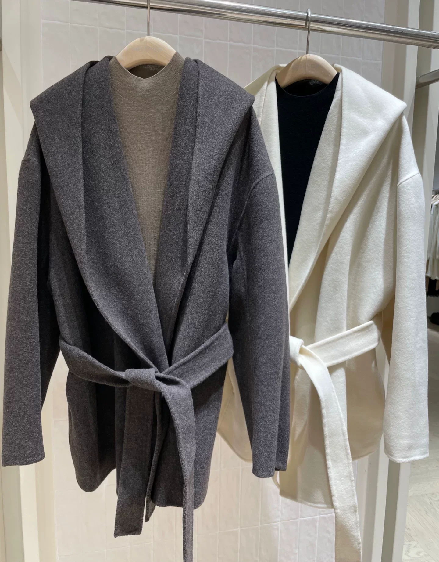 Luxury 100% Wool Hooded Belted Coat Elegant Grey White Double Faced Jacket Chic Short Wrap Cardigan Outerwear Winter Women