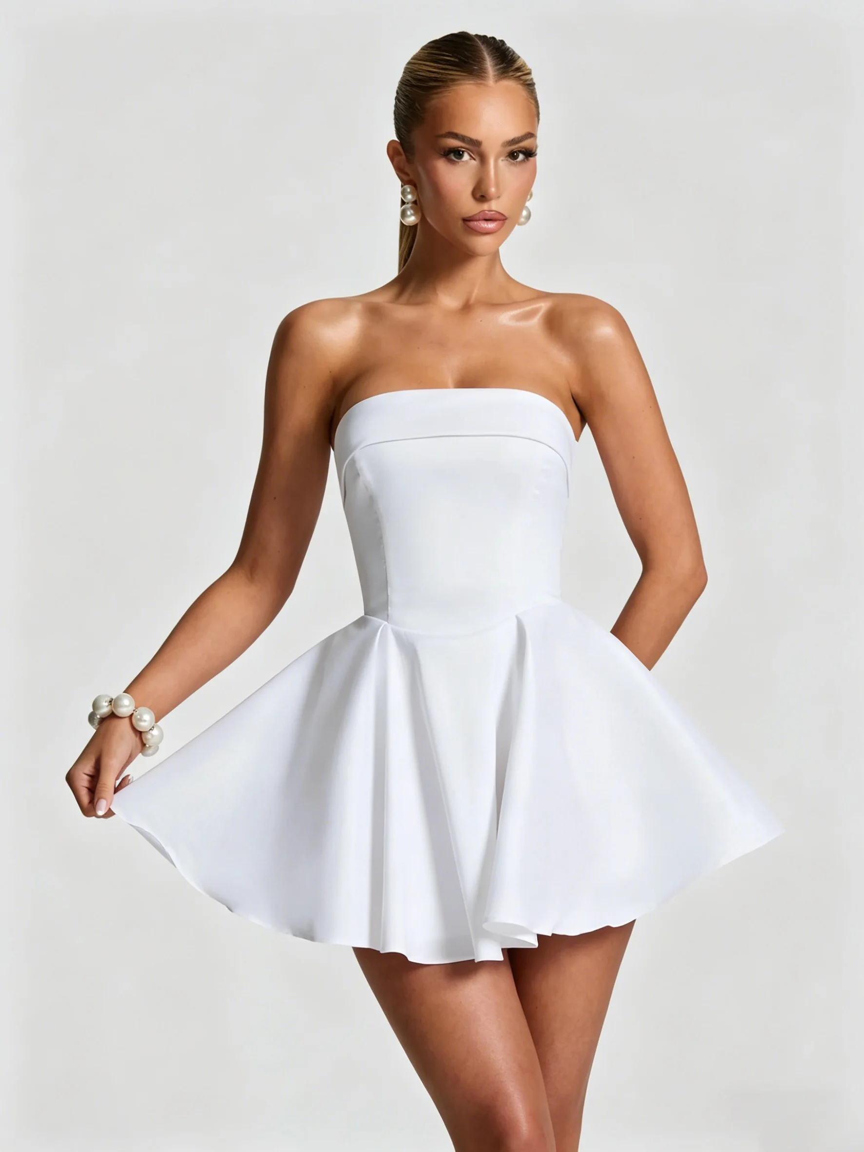 abiti-corti-semplici-senza-spalline-con-corsetto-sexy-in-raso-con-fascia-in-vita-linea-ad-a-corti-o-midi-per-feste-e-matrimoni