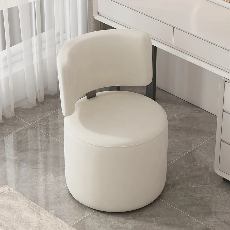 Living Room Luxury Foot Stool Designer Luxury Bedroom Unique Muebles Home Furniture Low Mobile Step Stool Vanity Chair Nordic