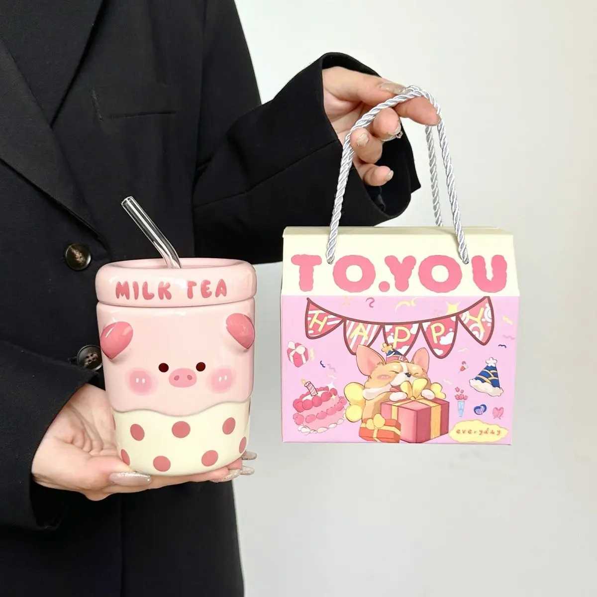 Cute Little Pig Couple Dormitory Ceramic Straw Cup For Girly Girls Perfect Gift For Girlfriend Or Bestie's Birthday