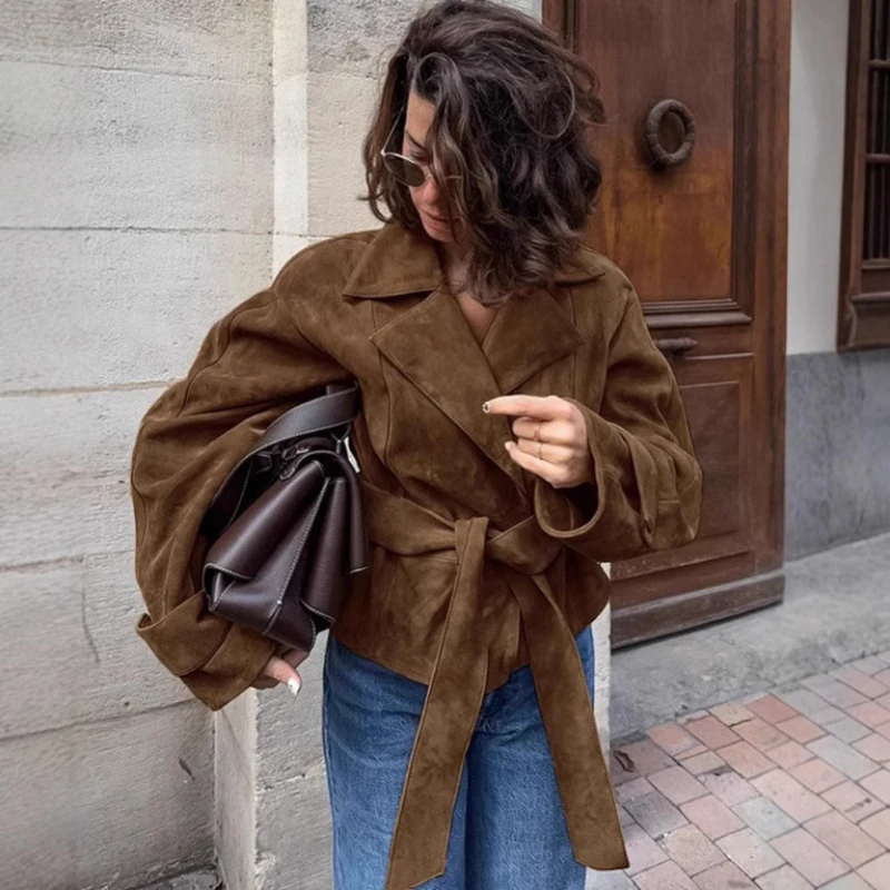 

TARUXY Retro Lace Up Suede Jacket Women Elegant Lapel Long Sleeves Slim Pleat Coats Winter Highstreet Casual 2025 New Outerwear
