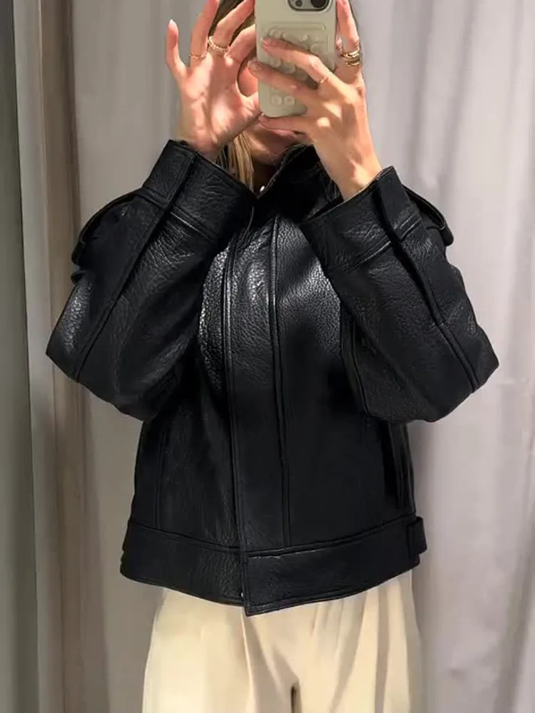 

HH Fashion Woman Texture Leather Jacket Autumn Women Long Sleeves Lapel Pleated Zipper Design Street Style Short Coats