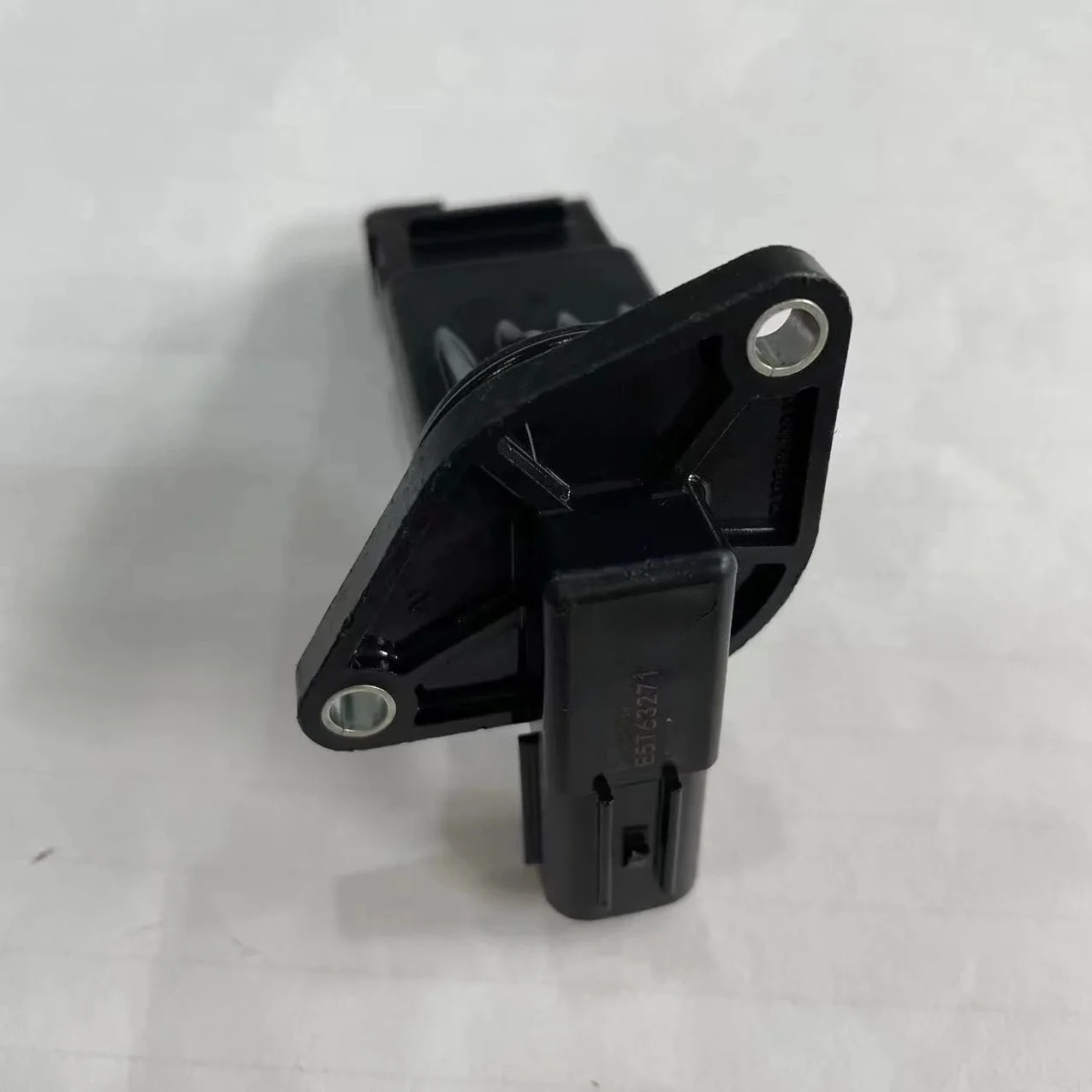 E5T63271 マツダ CX-3 CX-5 M3 M6 MX-5 MIATA 1pc E5T63271 Mass Air Flow Sensor For CX-3 CX-5 2018-2020 M3 M6 MX
