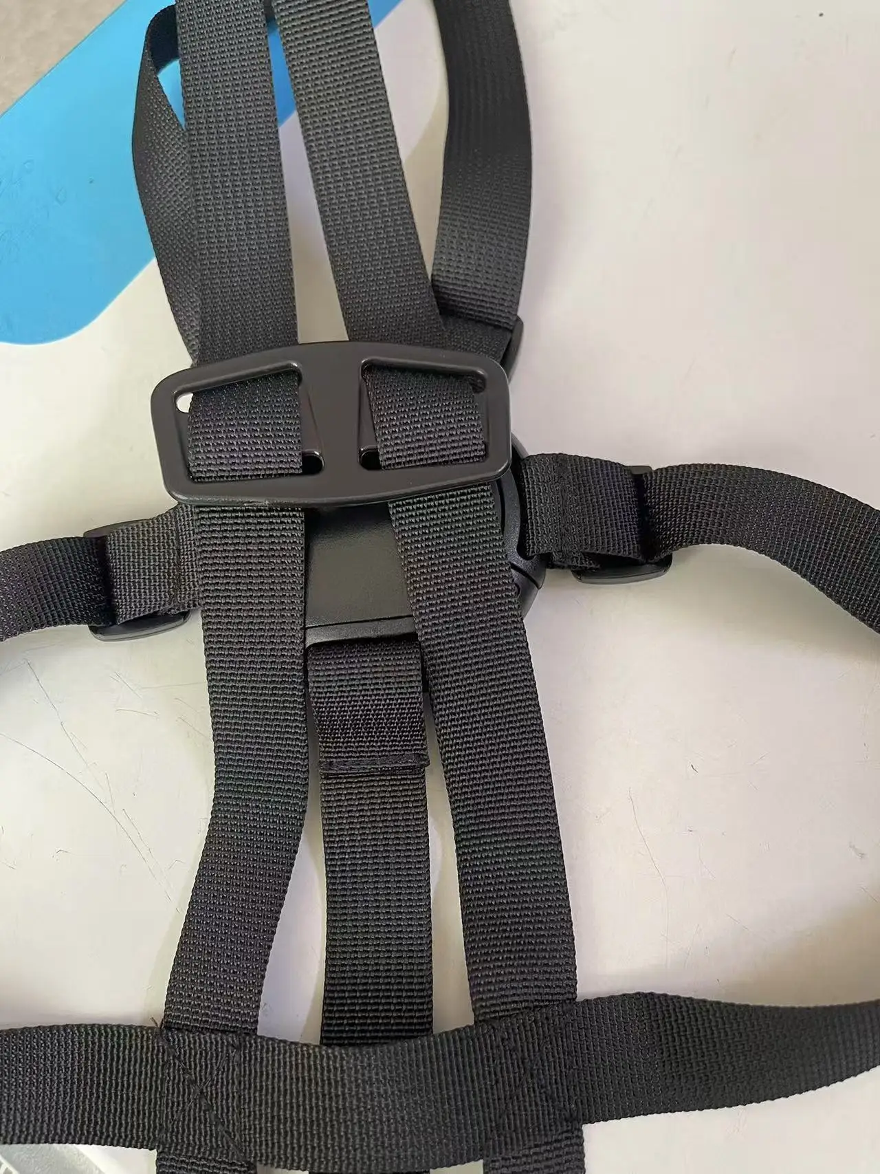 

Baby harness demountable; movable shoulder anti-slip buckle anti-trip plastic buckle for STOKK baby high chair HARNESS