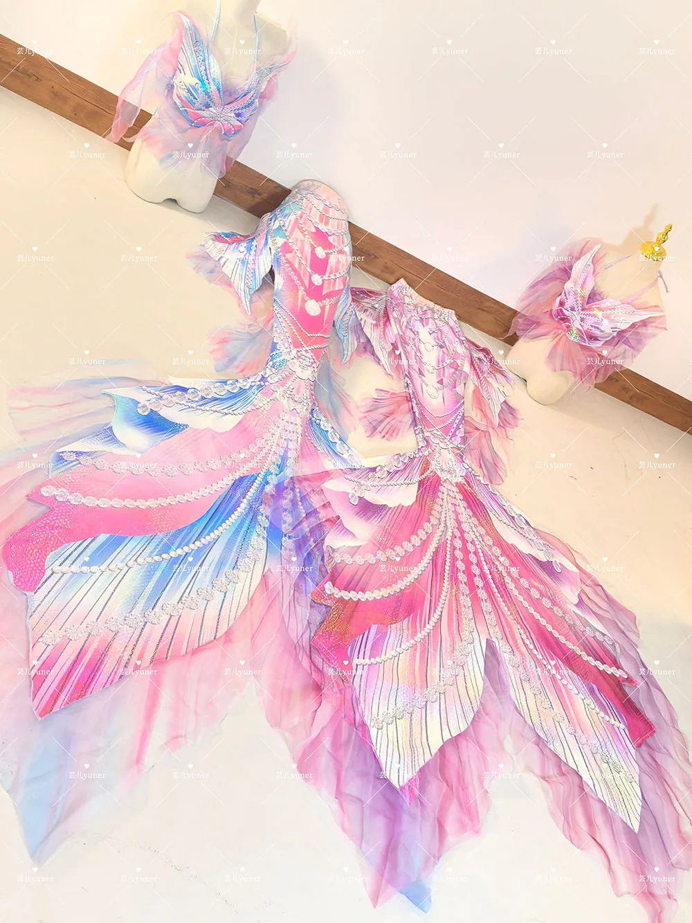 

Biomimetic Pearl Brick Wedding Dress Mermaid Performance Dress Dress Female Adult Fishtail Dress Oceanarium Performance Dress