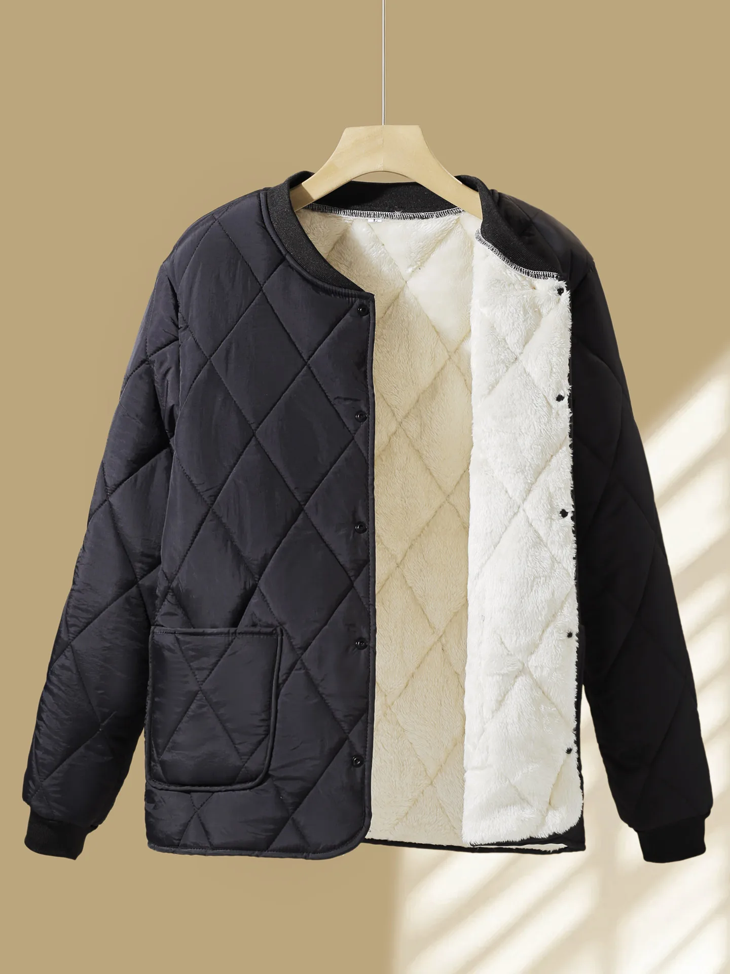 

Thiened Winter down Jaet for Men Warm Fluffy Inner Polyester Fiber Long Sve Regular Length Button Closure Color