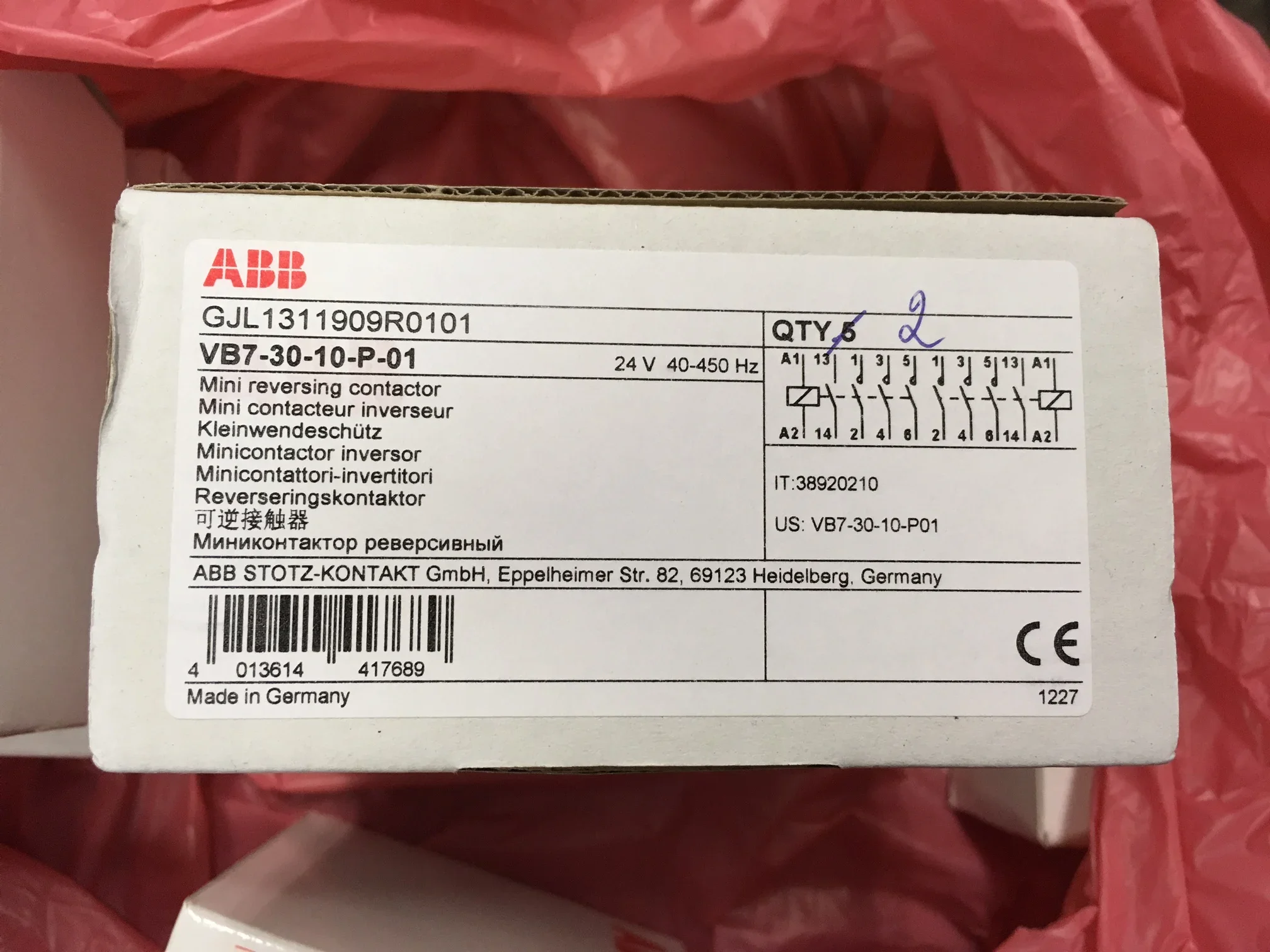 Brand New Original Genuine ABB Miniature Contactor VB7-30-10-P/VB7-30-01-P * 24VAC