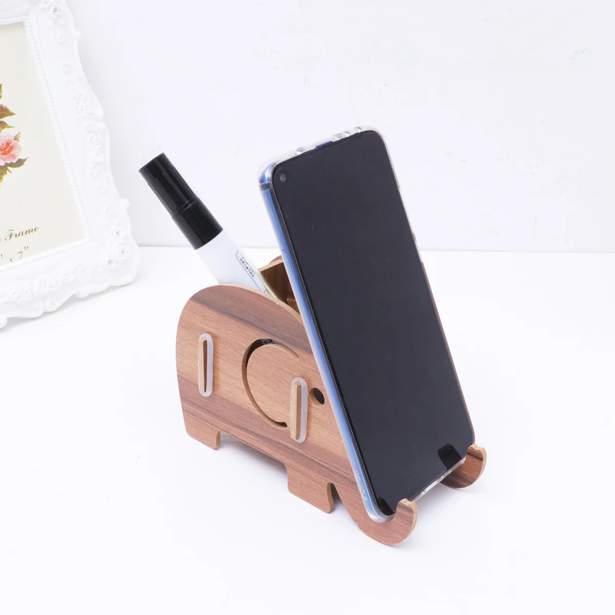 

Multifunctional Elephant Pen Holder Cell Phone Cartoon Organizer Stand Storage Box
