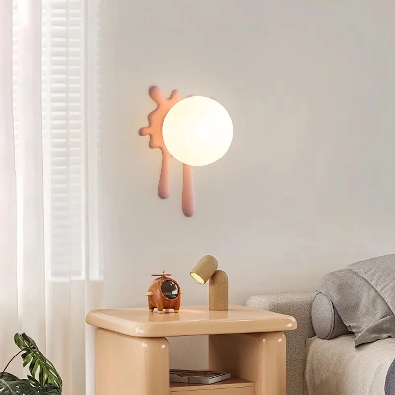 Color Balloon Children's Room Wall Lamps Solid Wood Cloud Balloon Lamp Modern Warm Baby Room Boy Girl Bedroom Bedside Wall Light