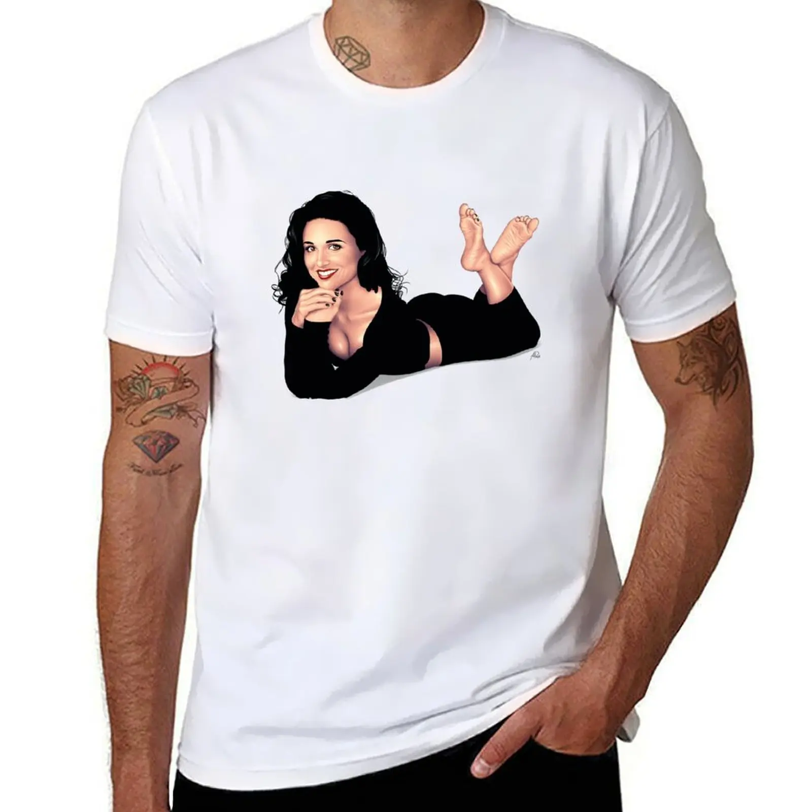

Julia Louis-Dreyfus T-Shirt t shirt personalised essential t shirt T-Shirt