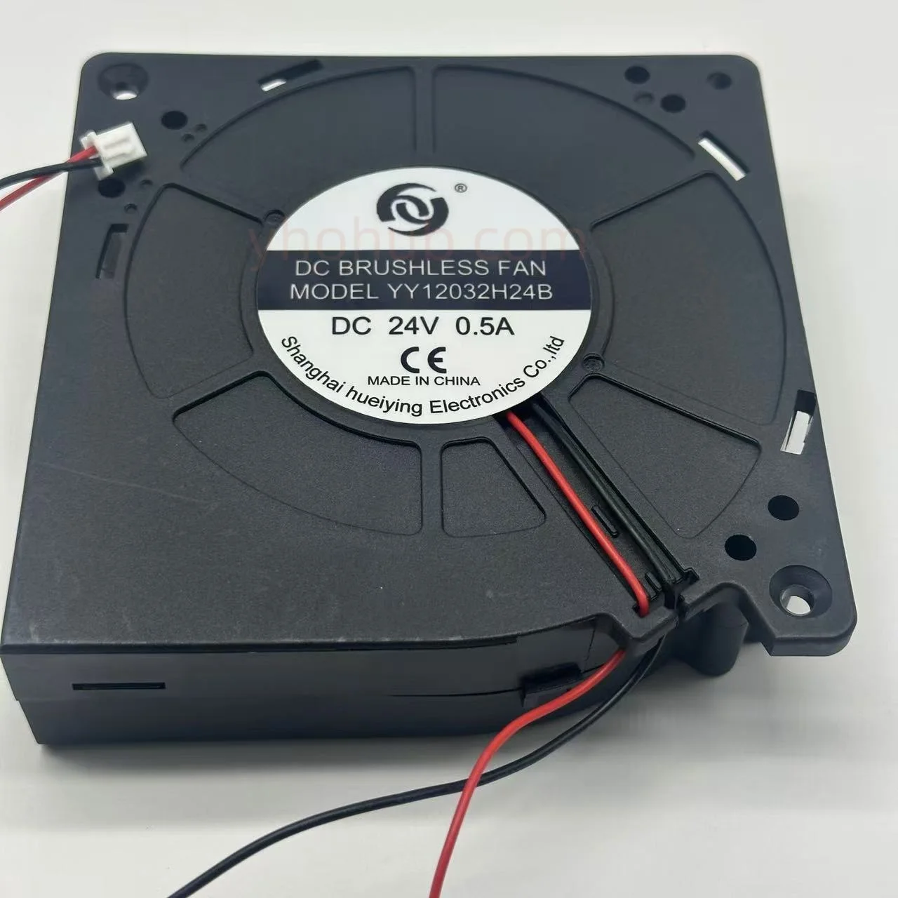 

BRUSHLESS YY12032H24B DC 24V 0.5A 120x120x32mm 2-Wire Server Cooling Fan