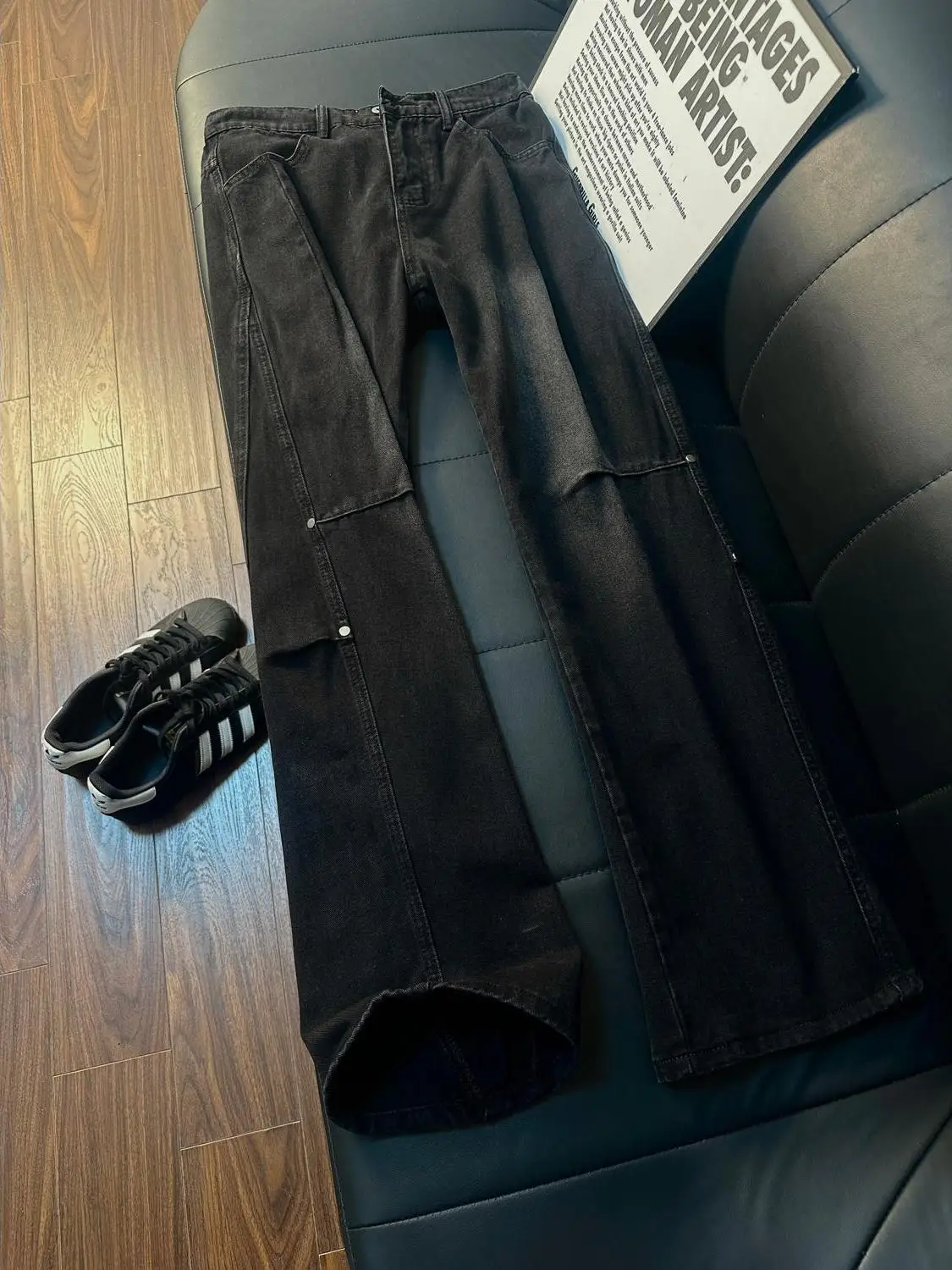 

Retro American Rivet Denim Jeans Men's Spring Trend Brand Design Sense Pleated Slant Cut Loose Straight Leg Long Pants