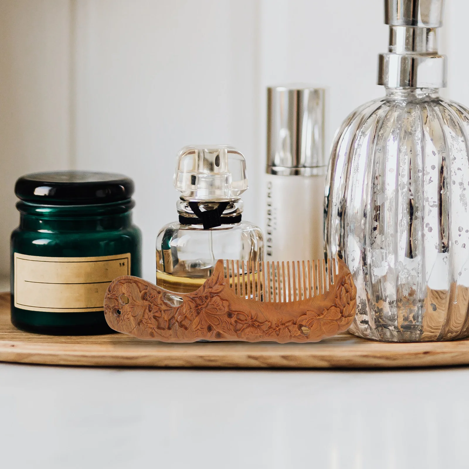 

Ergonomic Sandalwood Decorative Comb Intricate Design Soothing Massage Portable Women Wooden Compact Comb Decorative Comb,