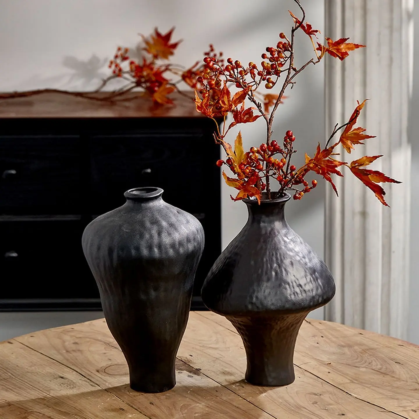 2 Pcs Matte Black Handmade Textured Ceramic Vase Set Wabi-Sabi Rustic Decorative Vases For Home Living Room Table Centerpiece