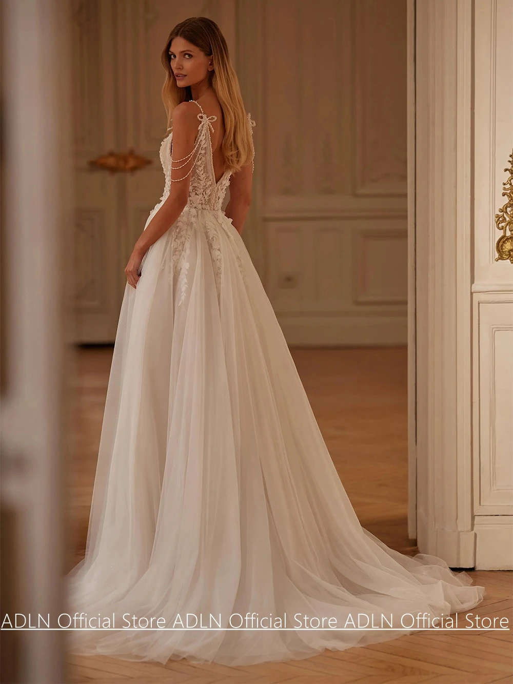 Customized Sexy Wedding Dress Robe De Mariage Spaghetti Straps V Neck Pearls Applique Flowers See Through Bridal Gown