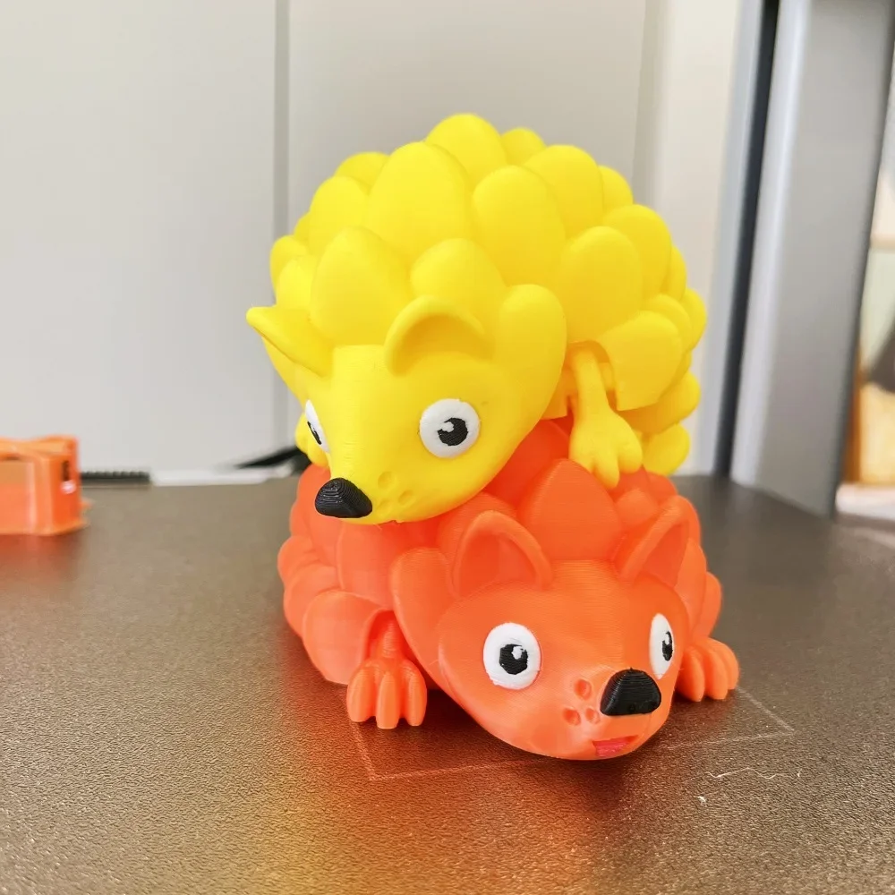 

3D Printed Articulated Hedgehog Cute & Colorful Poseable Decor Adorable Animal Figurine,Movable Joints, Desk Ornament,Fun Gift