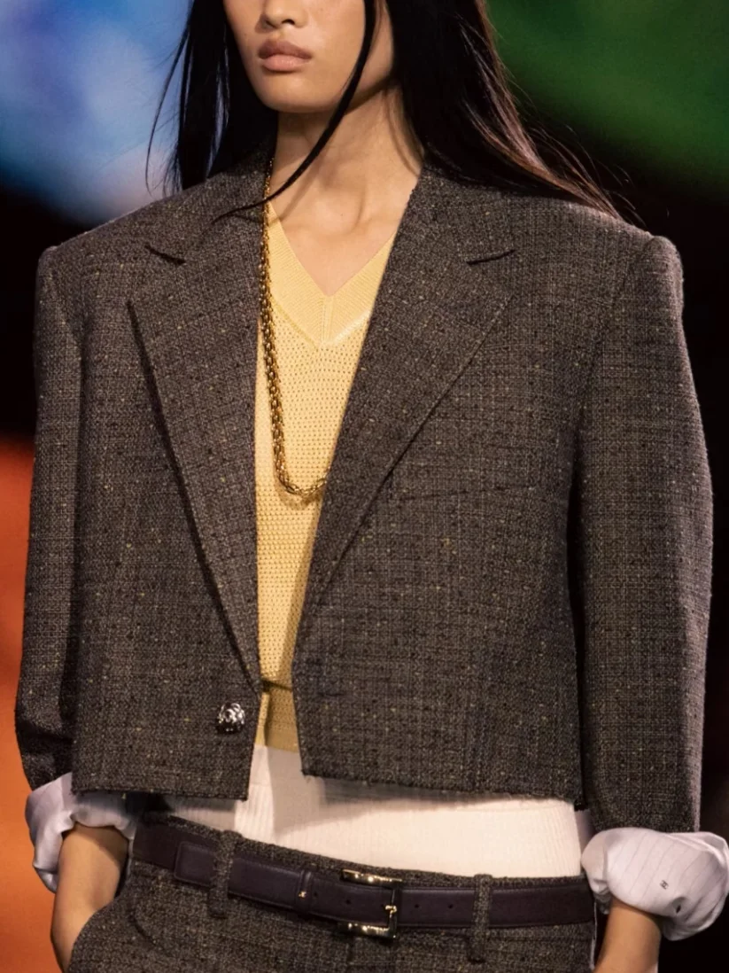 

Весна 2026: Женский ретро-жакет из твида на одной пуговице, укороченный, с отложным воротником, для офиса и повседневной носки, универсальный топ