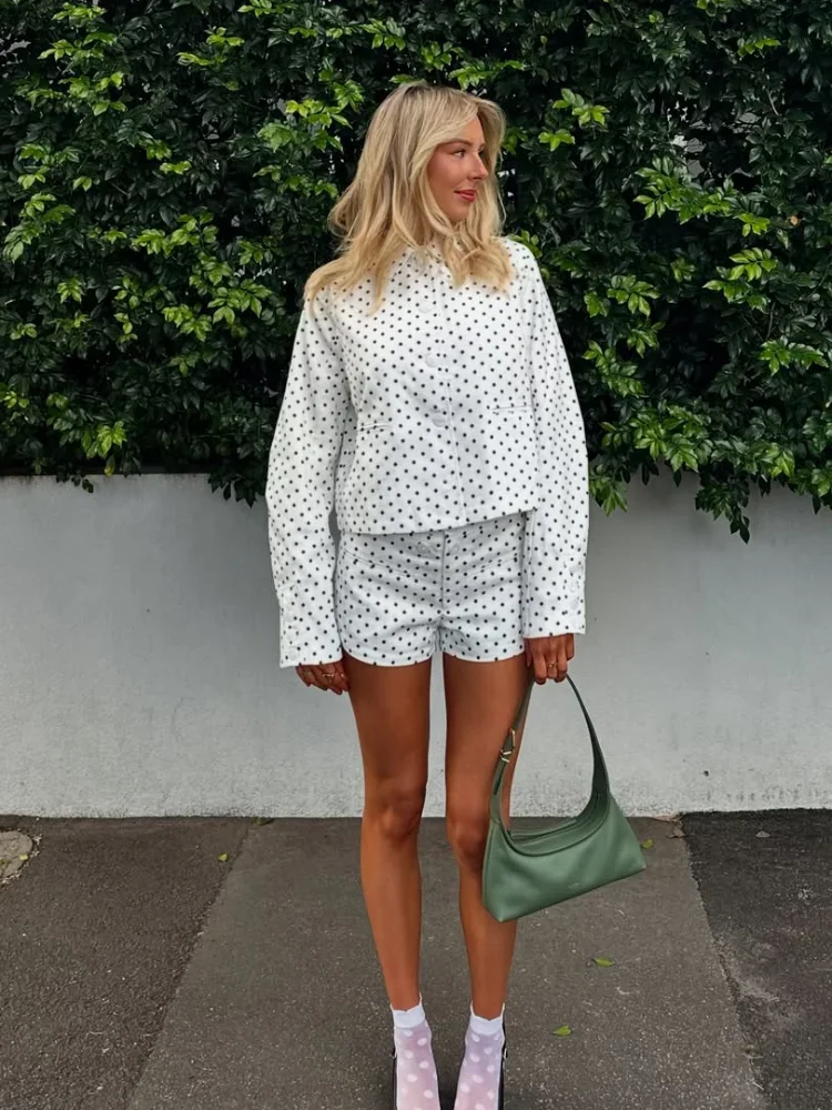 Pantaloncini a pois casual chic da donna Set giacche corte a maniche lunghe monopetto con risvolto Set 2025 Abito da cappotto outwear quotidiano da donna