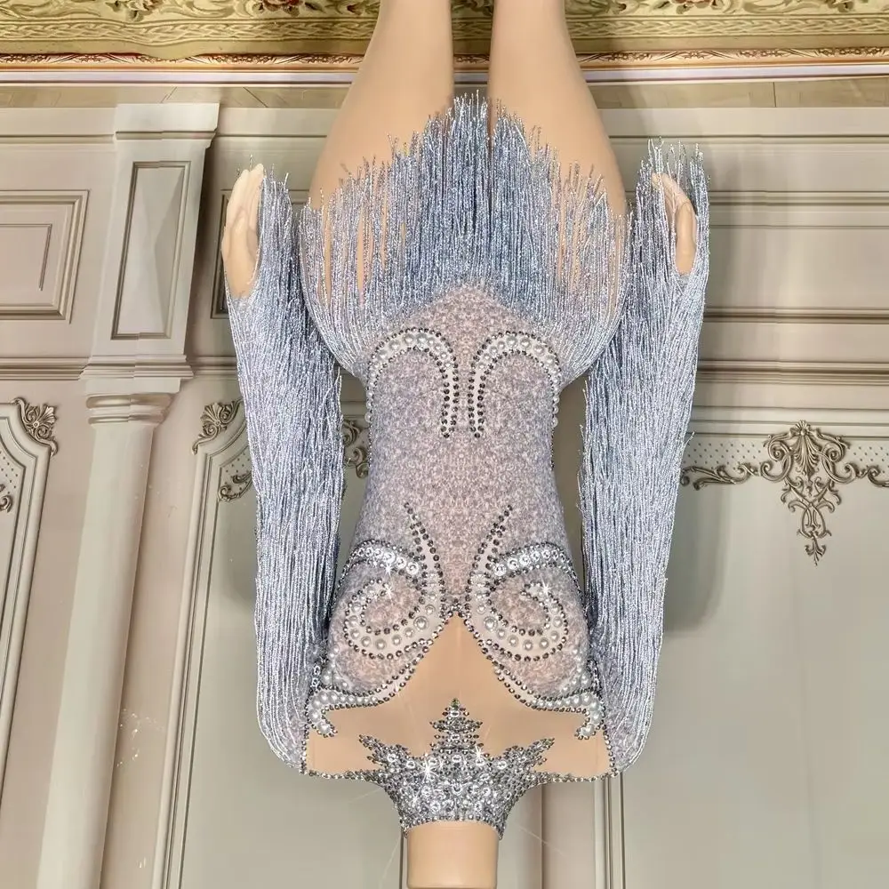 Rhinestones แขนยาว Fringes บอดี้สูทผู้หญิงเซ็กซี่ตาข่ายเต้นรําเครื่องแต่งกายนักร้องนักเต้นเวทีสวมใส่