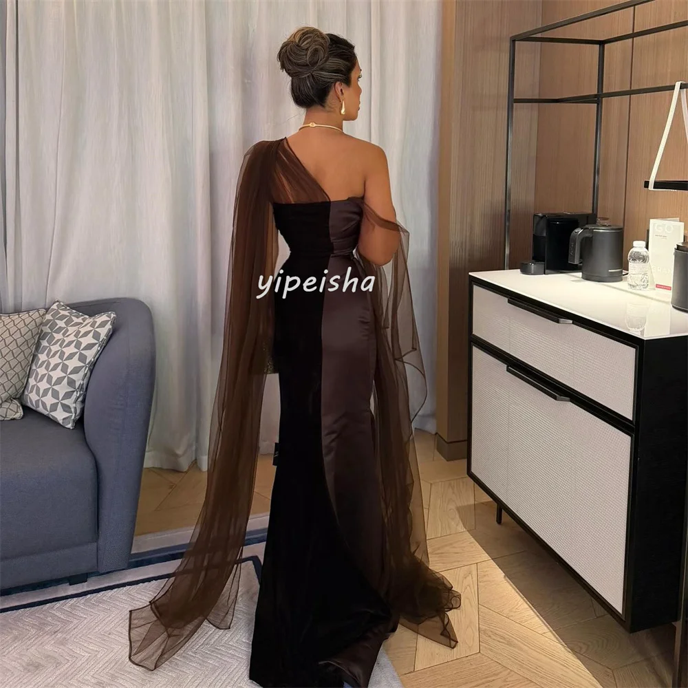 Sukienki na zamówienie z weluru, z plisami, o prostym kroju, z odkrytymi ramionami, długie, sukienki na specjalne okazje szyte na miarę, wykwintne rozmiary dostępne, styl retro.