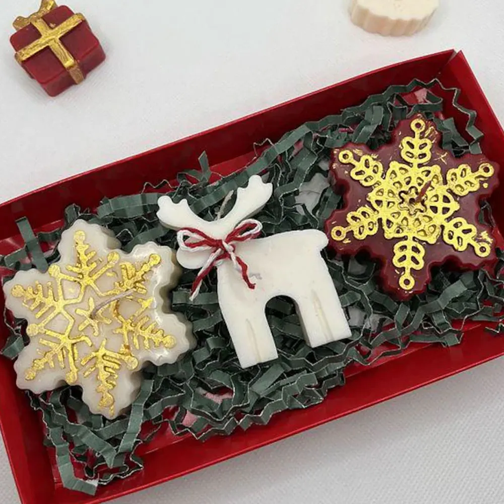 2pcs/set 6 Cavity Snowflake Elk Scented Candle Silicone Molds DIY Christmas Resin Plaster Making Kit Handmade Winter Decor Gifts