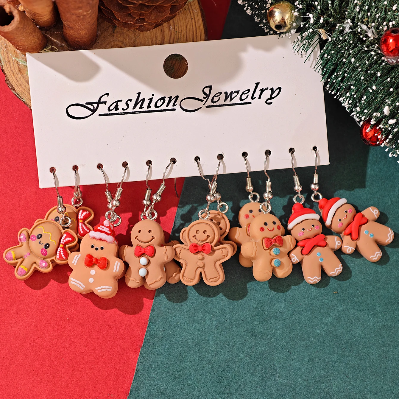 Nieuwe Leuke Cartoon Gingerbread Man Kerstboom Kerstman Pinguïn Hars Dangle Oorbellen Set Dames Kerstcadeau Sieraden