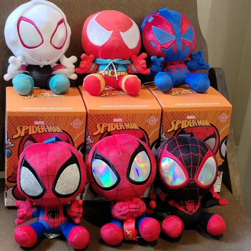 LLavero de SpiderMan Cosbi genuino, caja ciega, bonita figura de acción de peluche, bolsa de juguete, regalo sorpresa para niños, caja misteriosa, adornos de escritorio