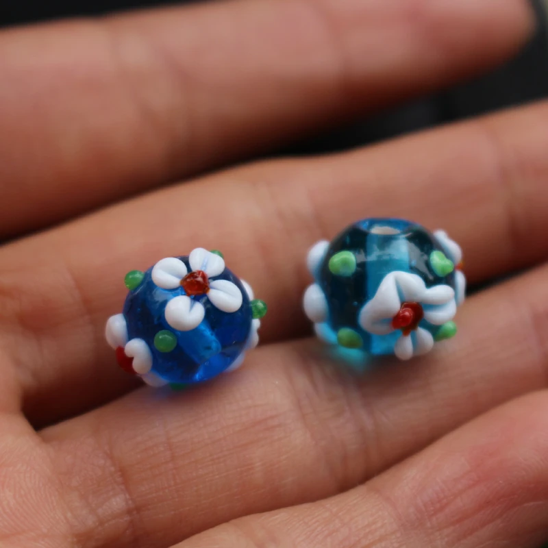 10Pcs 11mm*9mm 12mm*10mm Lampwork Flower Glass Beads Ocean Blue Color with Outer White Flower Fashion Beads for Jewelry Making