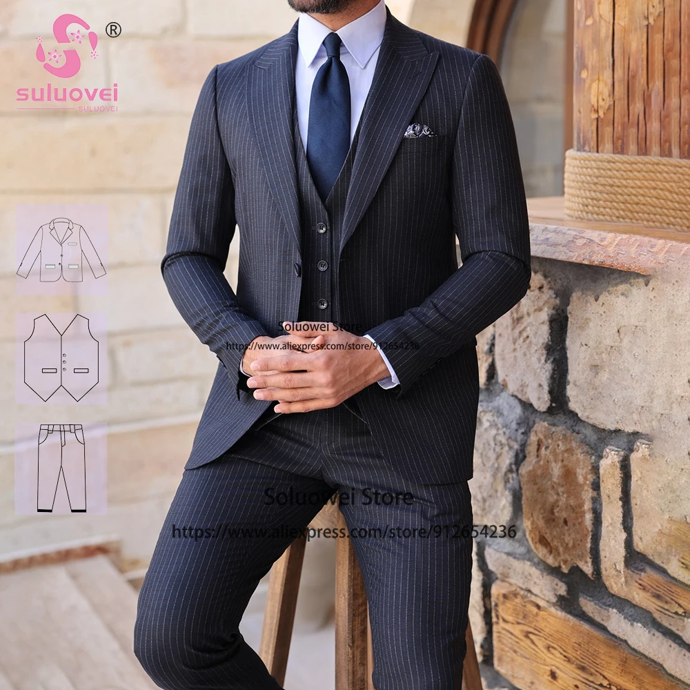 

Fashion Business Pinstripe Suits For Men Slim Fit 3 Piece Pants Set Groom Wedding Peaked Lapel Tuxedo Costume Homme Pour Mariage