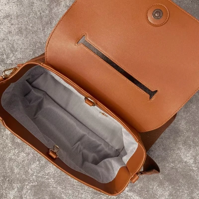 New Vintage Brown Velvet Crossbody Bag for Women Large Capacity Shoulder Bag Stylish and Practical Autumn Winter Messenger Bag