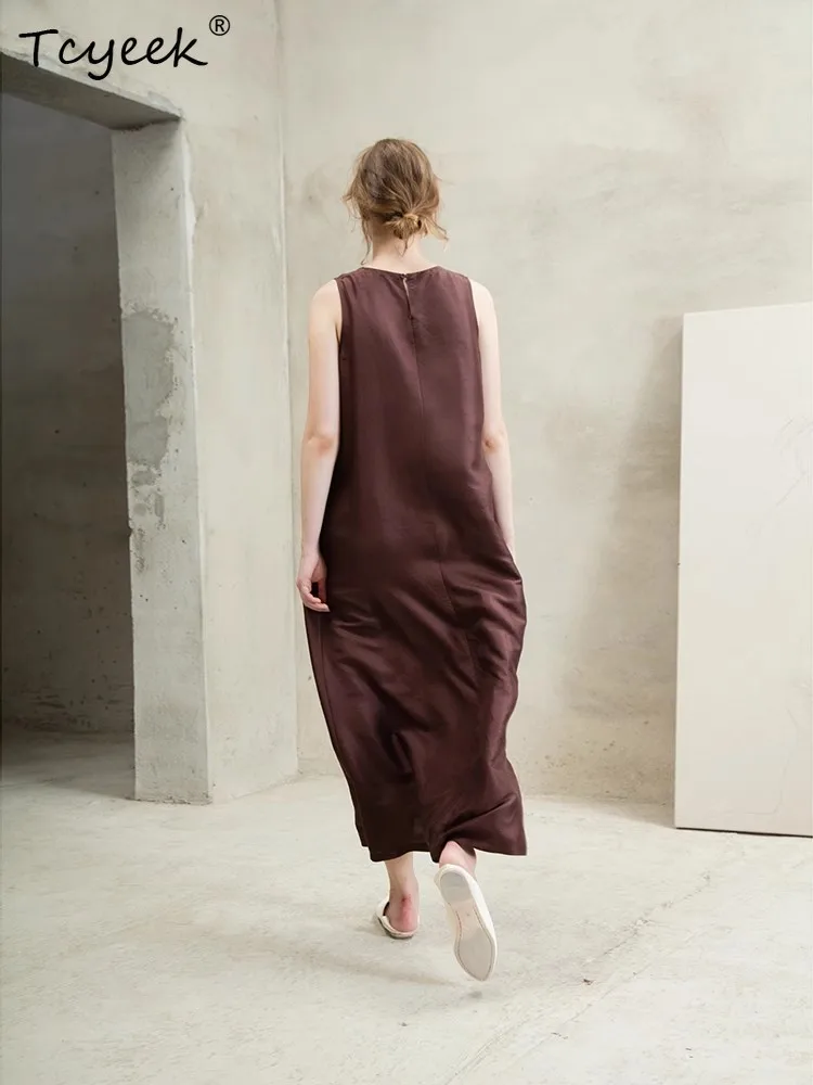 

Tcyeek 16MM 100%Doupion Silk Elegant Simple Dresses Women's Sleeveless Long Vest Dress 2024 Spring Summer New RUST D3D755QM