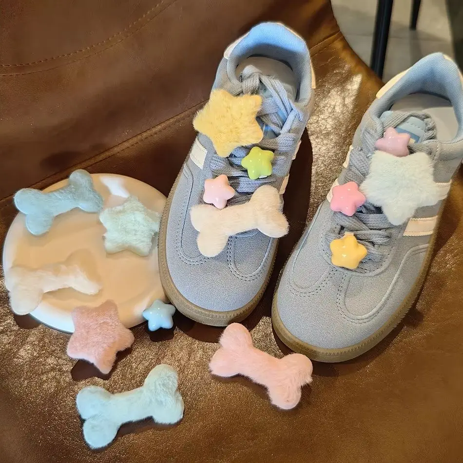Cute Furry Bone Shoe Decorations Autumn Winter Plush Star Shoelaces Charms for Sneakers Shoe Charm Detachable Shoes Accessories