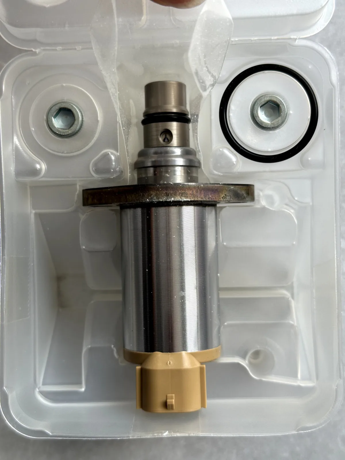 Heavy Duty Truck Fuel Pump Metering Solenoid Unit For HINO 700 PROFIA