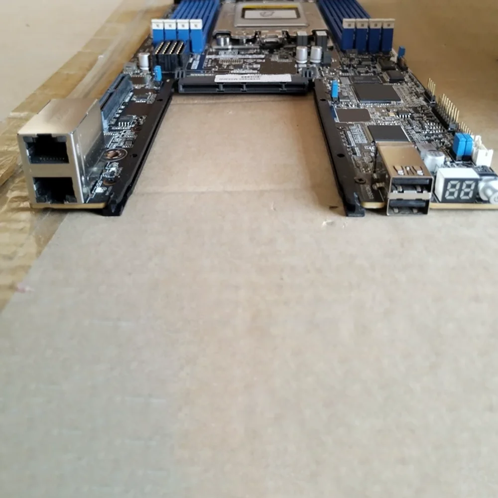 The Single-Channel Server Motherboard KRPH-U8