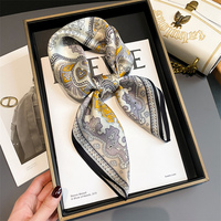 100%Silk Foulard Carre De Protection Solaire Pour Femmes, Nouveau Style De Plage, Les Quatre Saisons, Populaire70cm