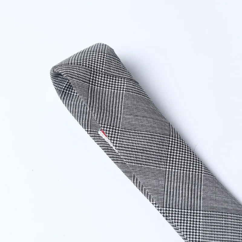 

Men's and women's same slash tie, couple's suit slash tie